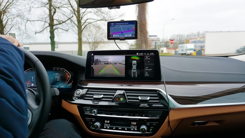 Installation radar et caméra de recul à Bouloc près de Toulouse